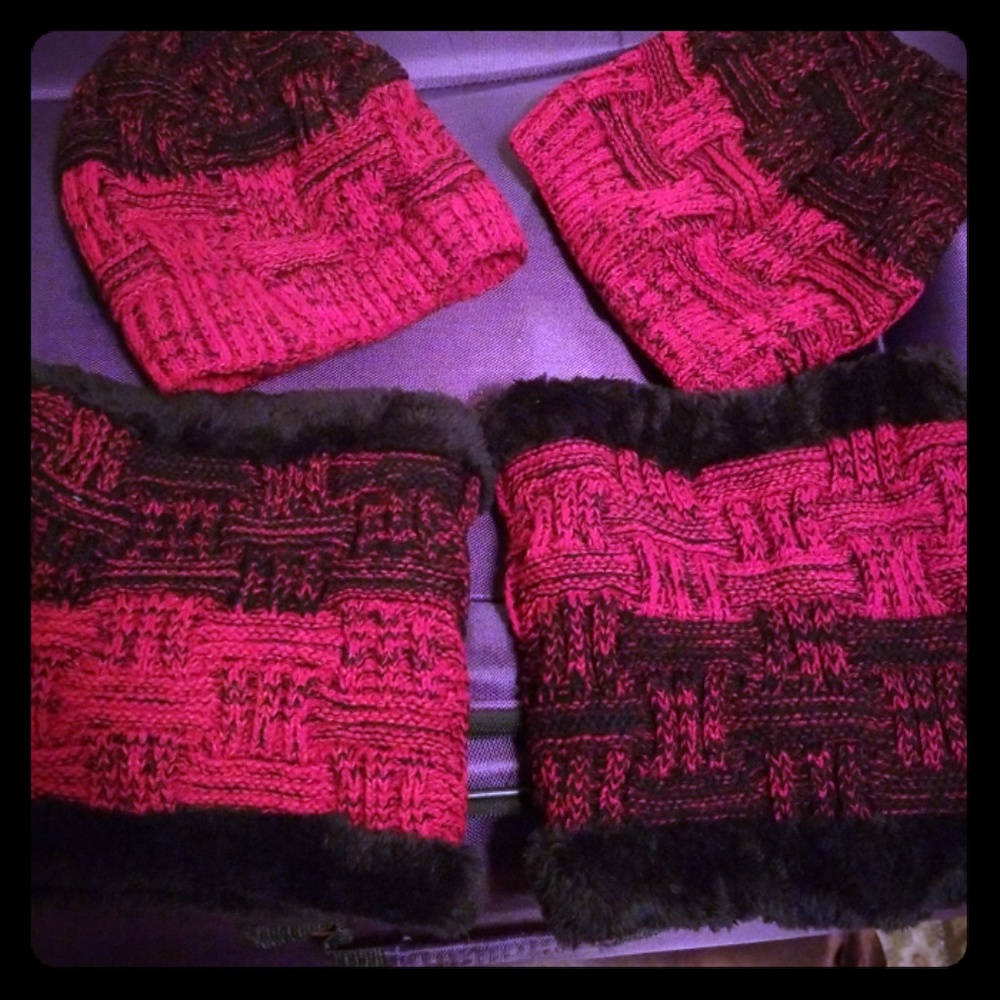 Snow ski knitted beanie & neck warmers
